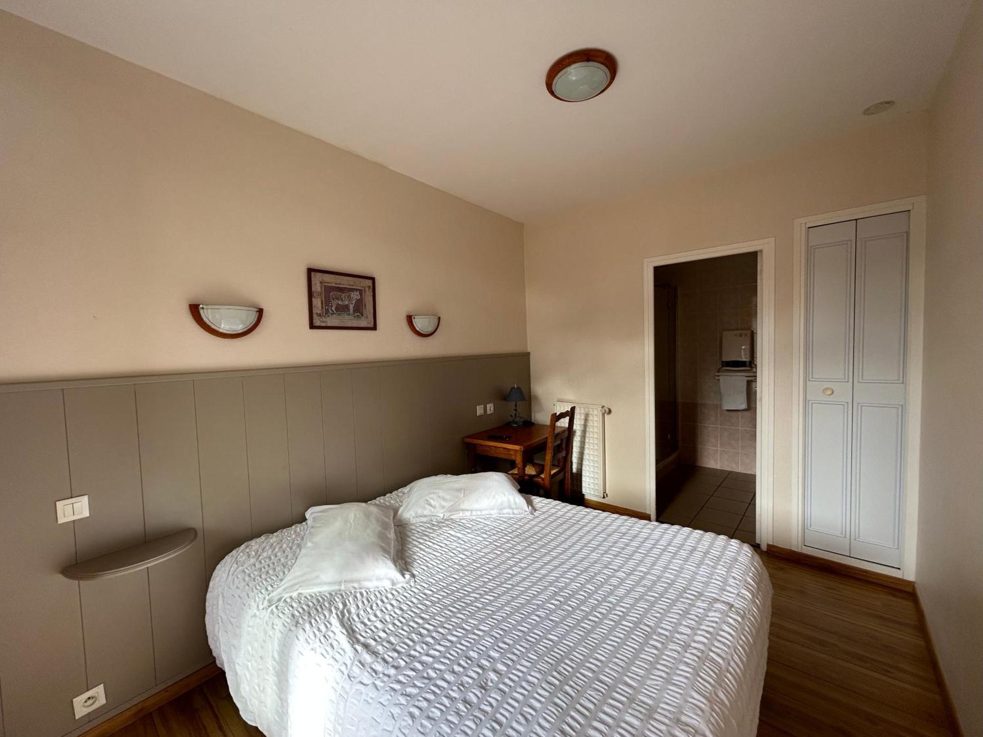 Hotel Le Relais de Beaucemaine à Ploufragan Chambre photo